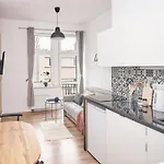 Komfortowo Апартаменты Гдыня